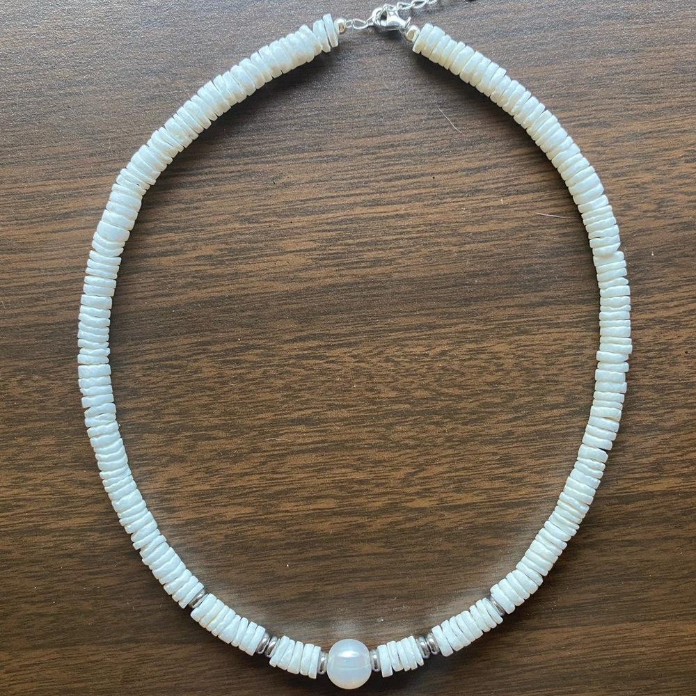 Choker necklace